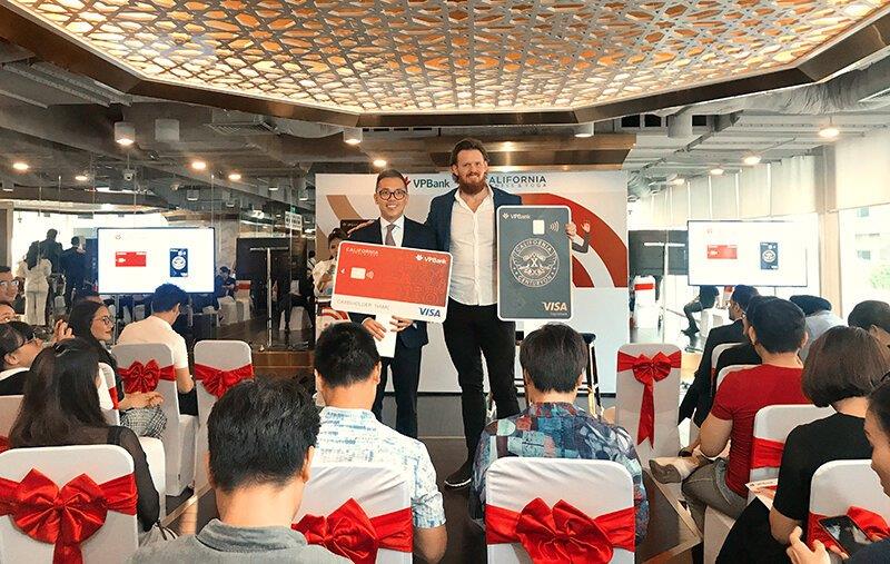 Trung tâm California Fitness and Yoga hợp tác với Ngân hàng VPBank ra mắt thẻ tín dụng đồng thương hiệu
